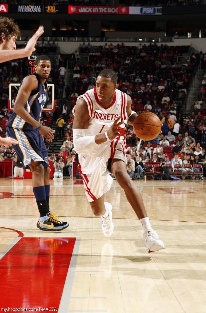 是你们陪着麦迪在nba走过十四个寒暑———麦迪球鞋全