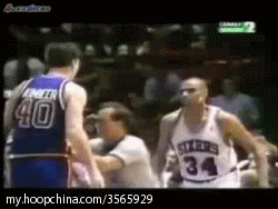 兰比尔遇见巴克利只能倒着走了,死胖子气场有木有!