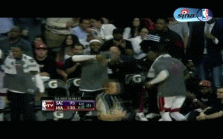 彩图片,请摸我~~ 【heat℃&图客团】詹姆斯&韦德本赛季半程十佳球gif