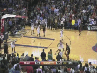 韦德上篮绝杀森林狼