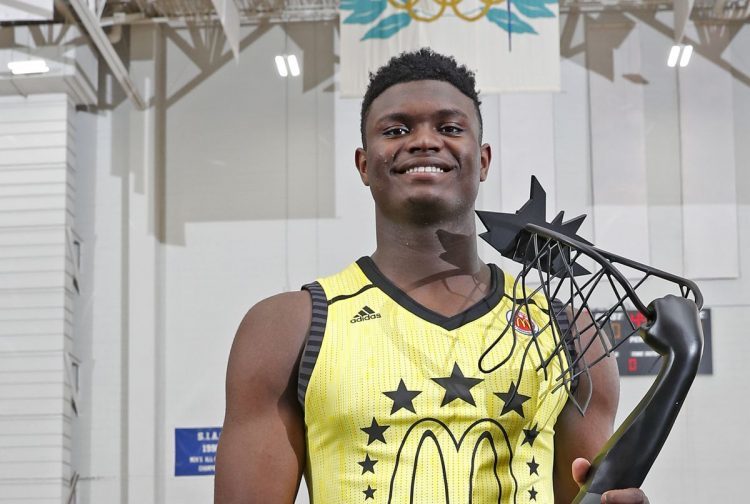 天生巨星,状元大热,极致天赋—蔡恩-威廉森zion williamson(照片