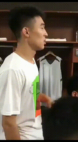 社区 湿乎乎的话题
