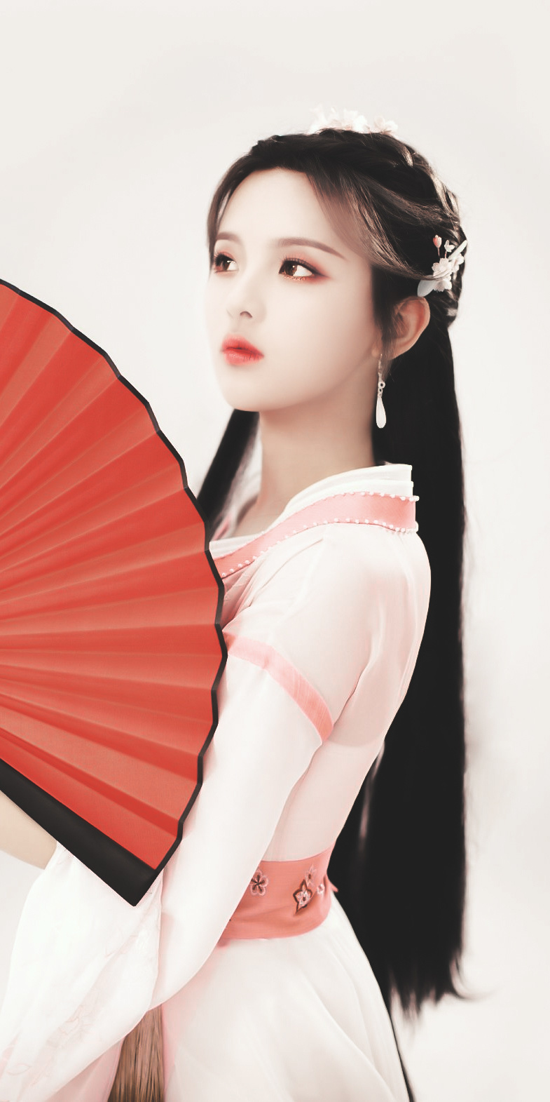 搬运一组杨超越小龙女壁纸