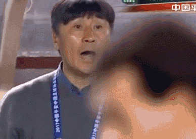 步行街这么多有趣的表情包都是哪里来的?