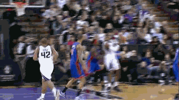 http://i3.hoopchina.com.cn/user/122/182122/1325411617_06677.gif