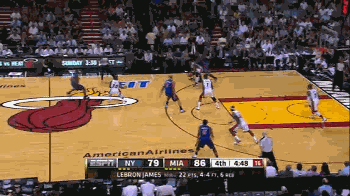 【图客团gif】1-28 今日最佳扣篮:韦德&勒布朗各自上演恐怖展臂隔扣