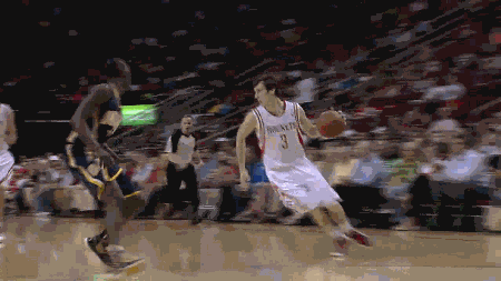 【图客团·高清gif】4-2 多角度-小李抢断助攻帕森斯单手飞扣