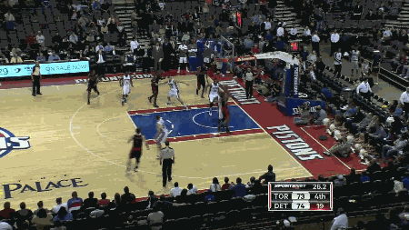 【图客团·高清gif】4-23 门罗上演空中抓帽对手投篮