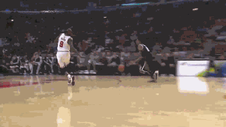 【图客团·高清gif】12-16 今日最佳盖帽:小土豆·内特滞空大帽扇飞小