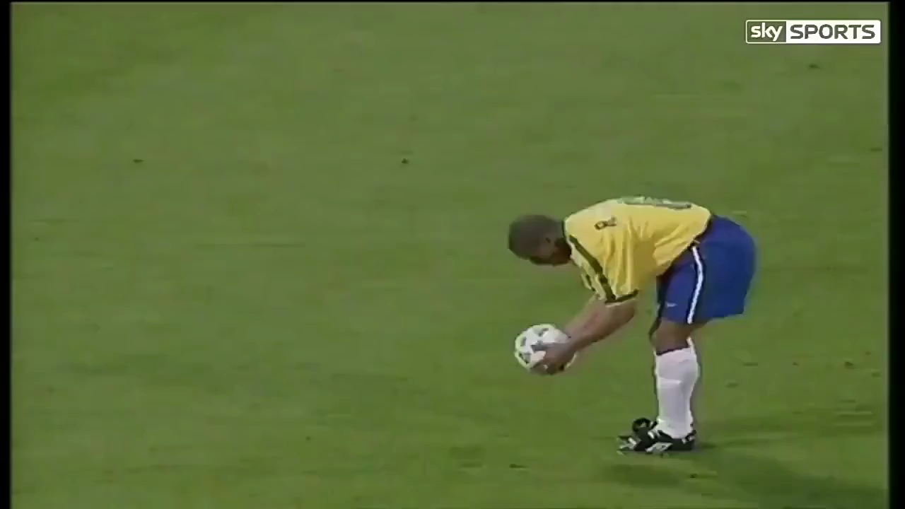 时速144公里卡洛斯禁区内任意球谁敢接