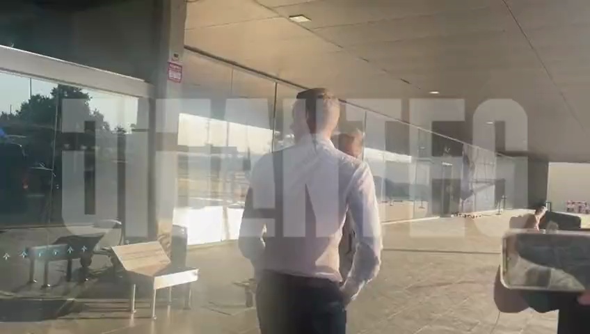 video-poster