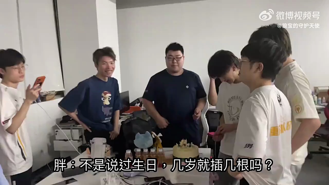 video-poster