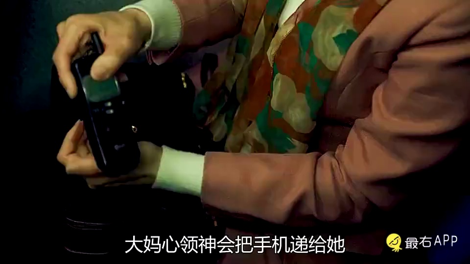 video-poster