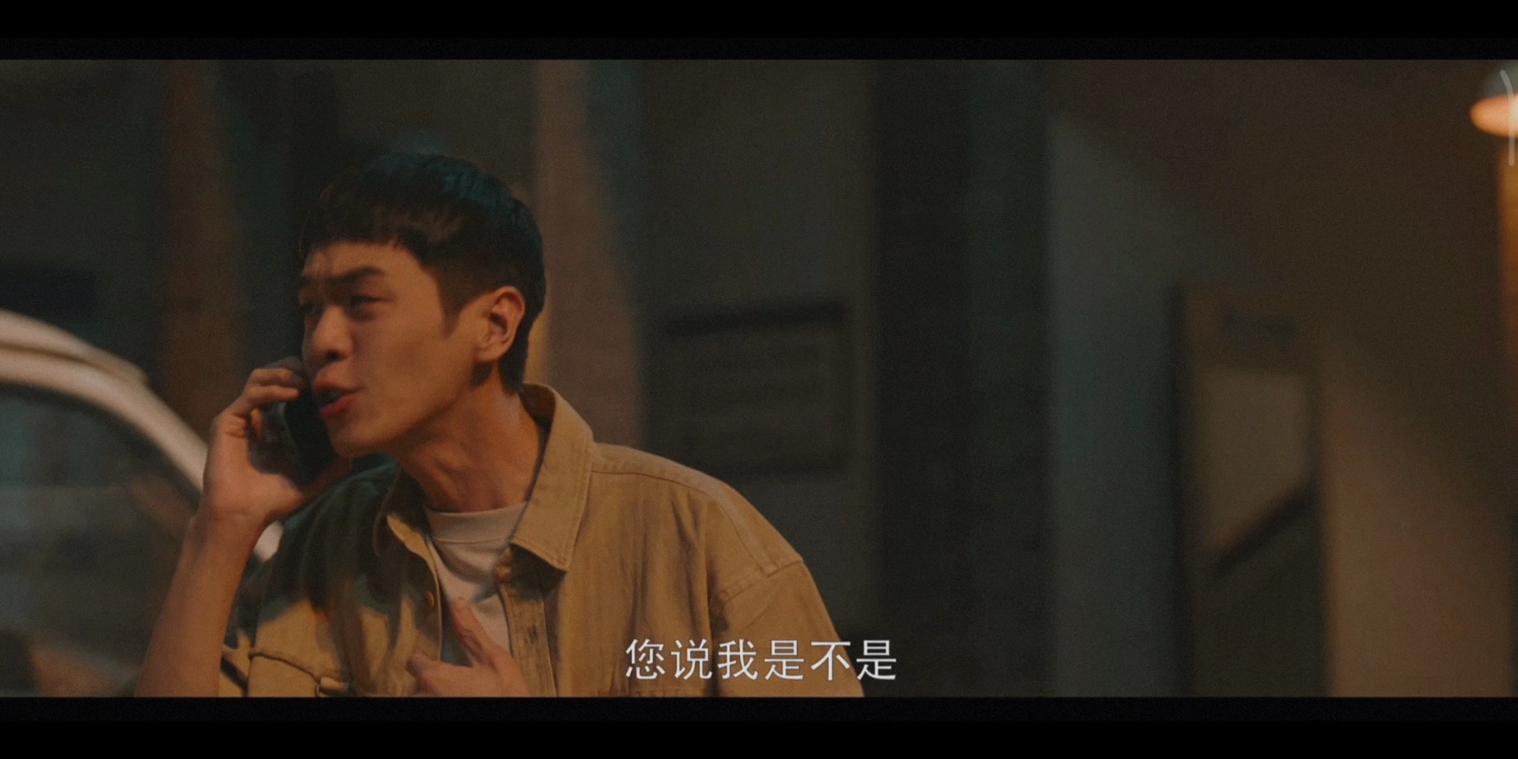 video-poster