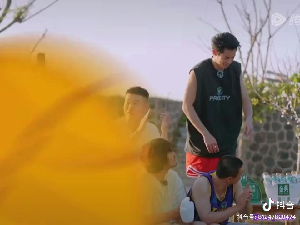 video-poster