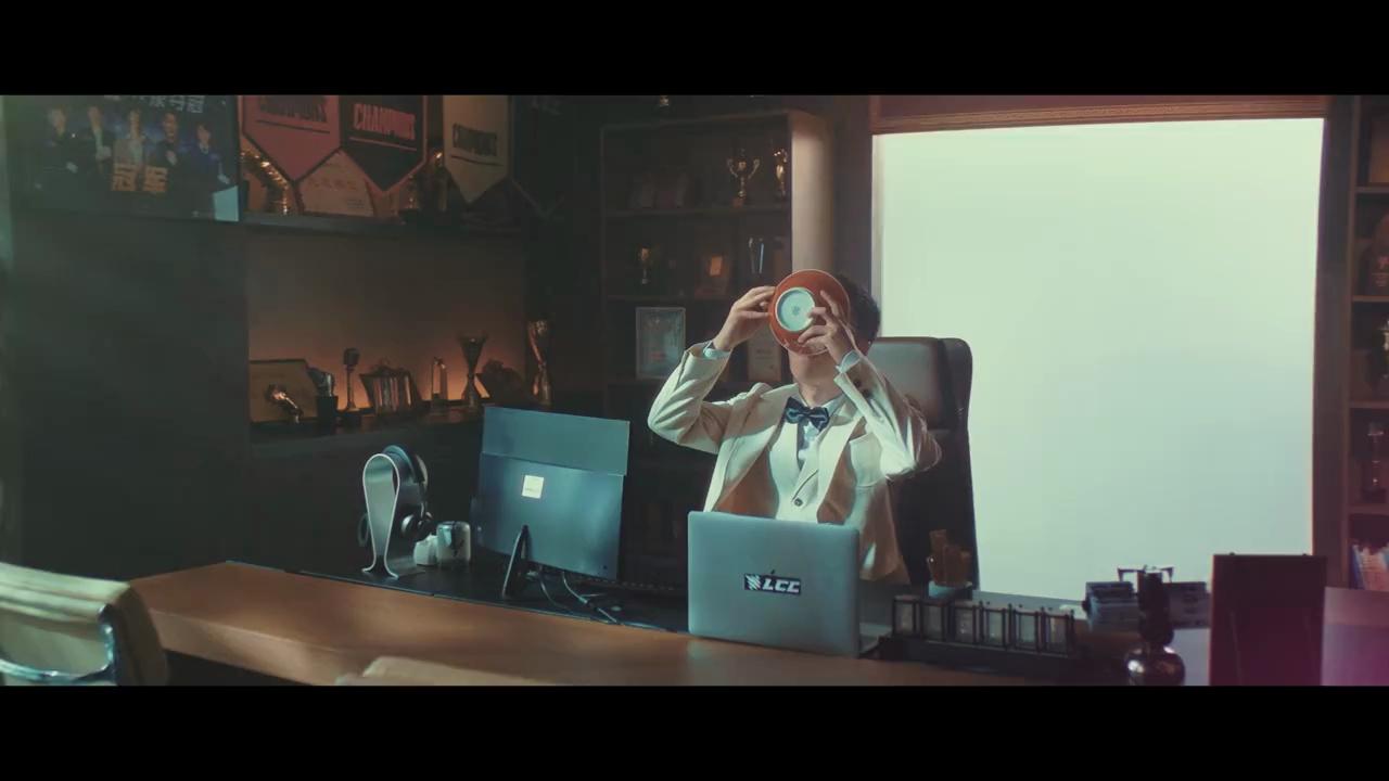 video-poster