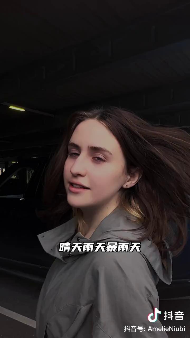 video-poster