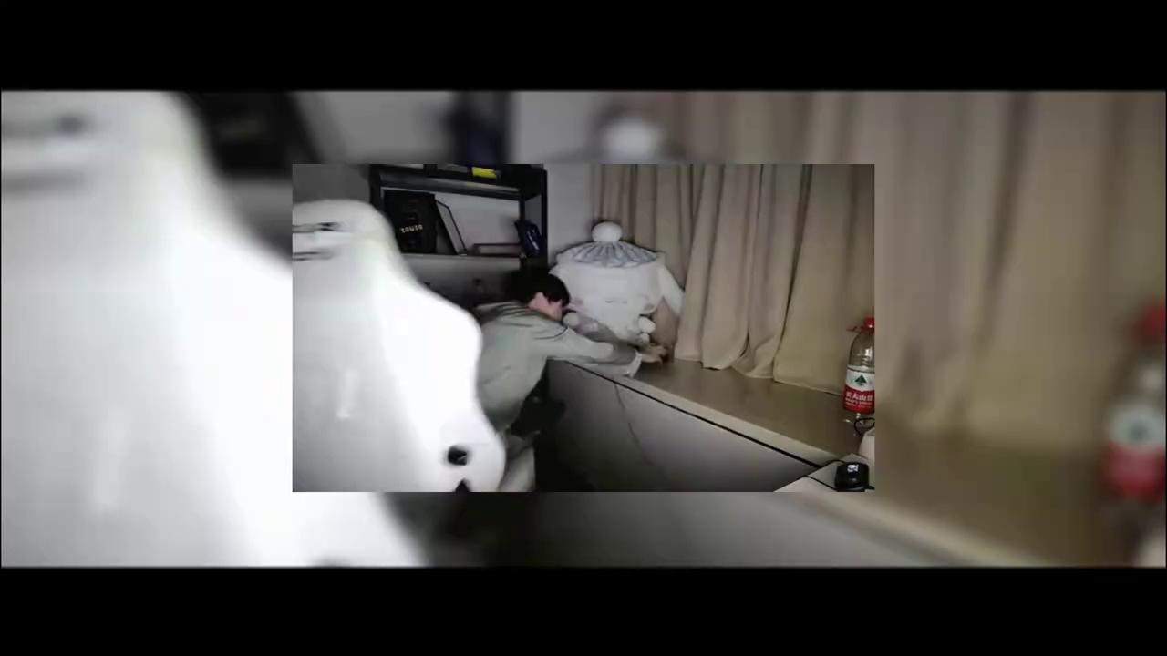video-poster