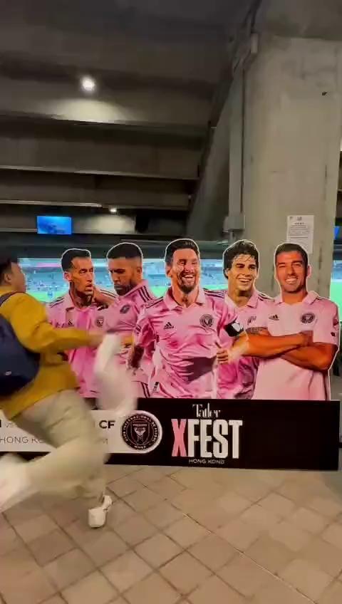 video-poster