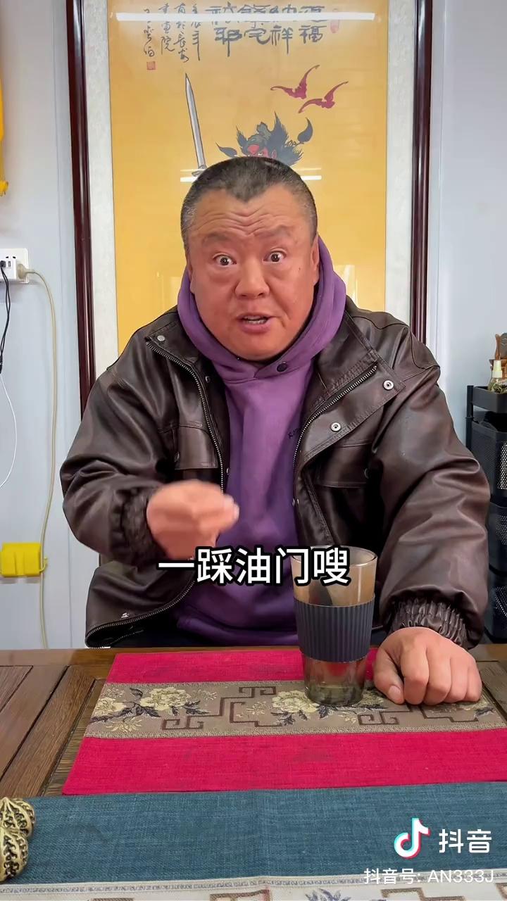 video-poster