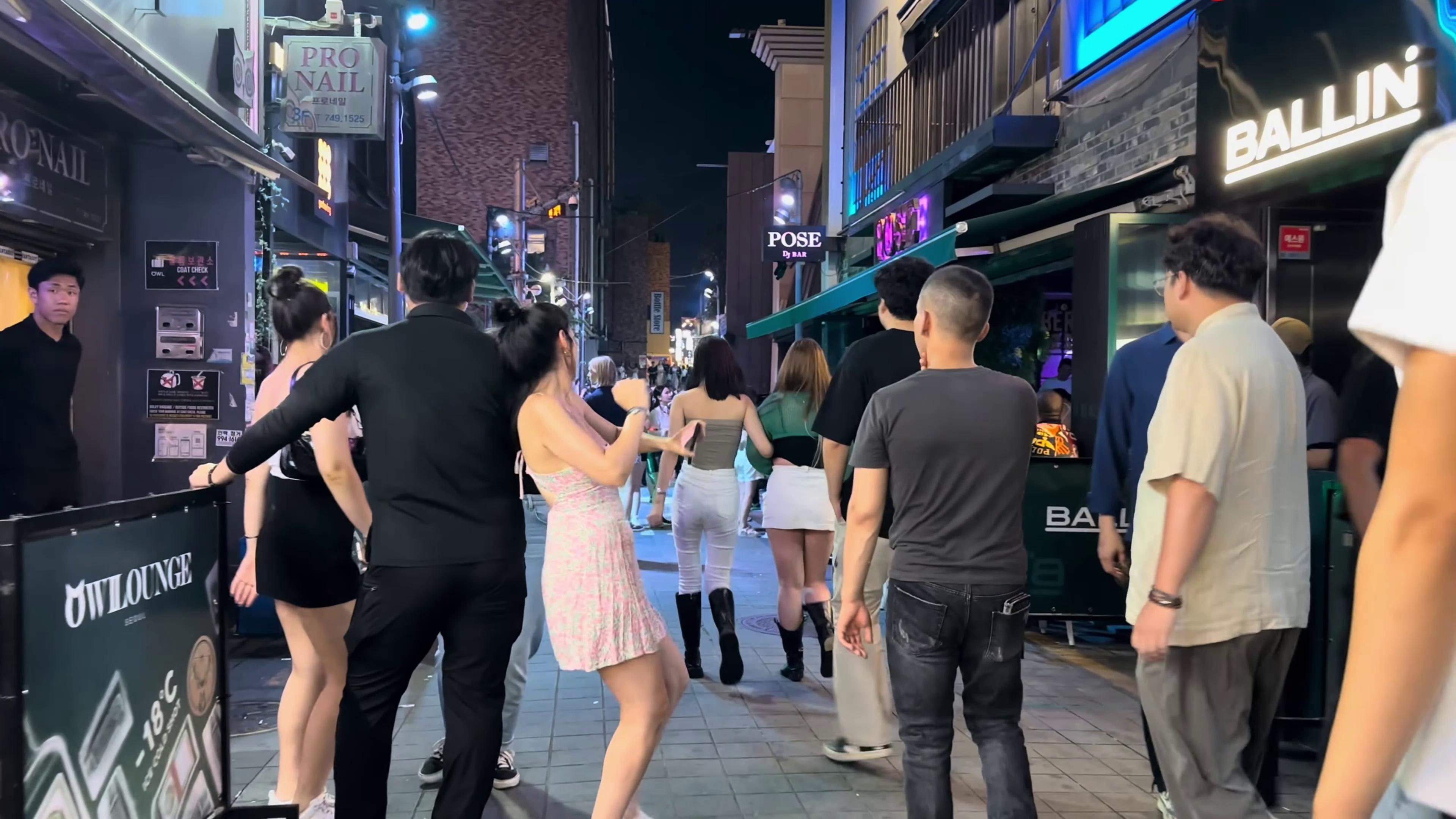 请问韩国步行街有没有比国内好玩?-摄影区-虎扑社区