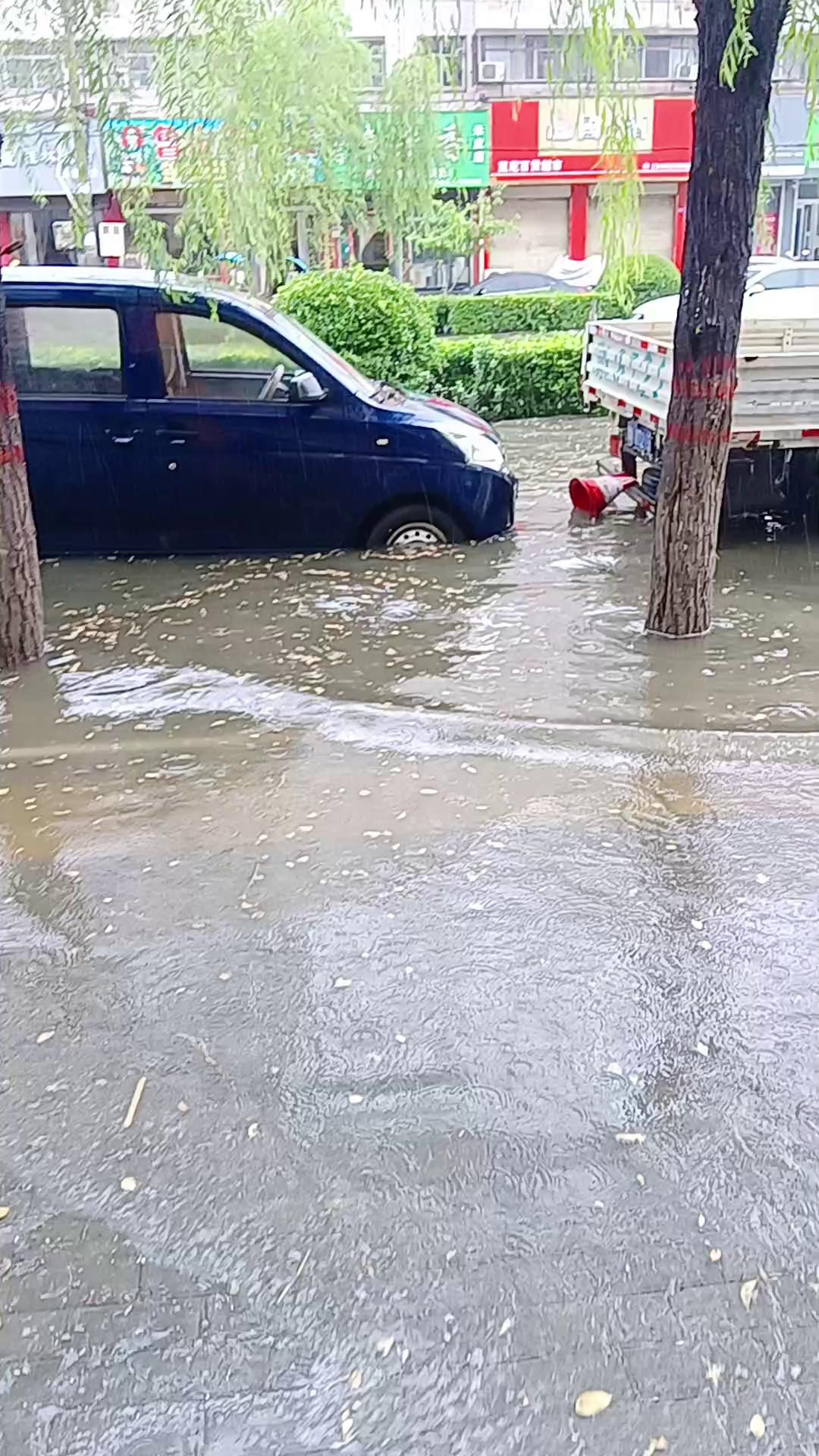 河南又发大洪水了,差点没给我淹了