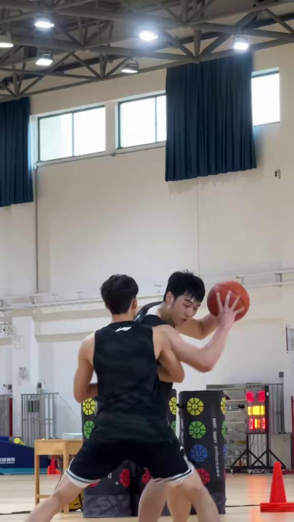 video-poster