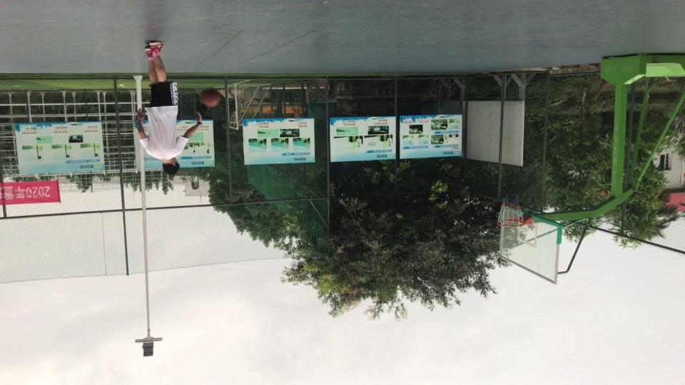 video-poster