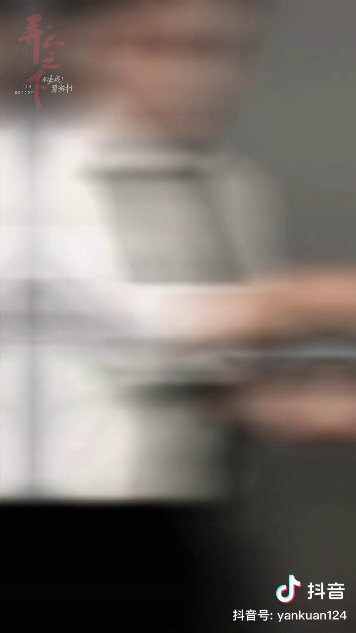 video-poster