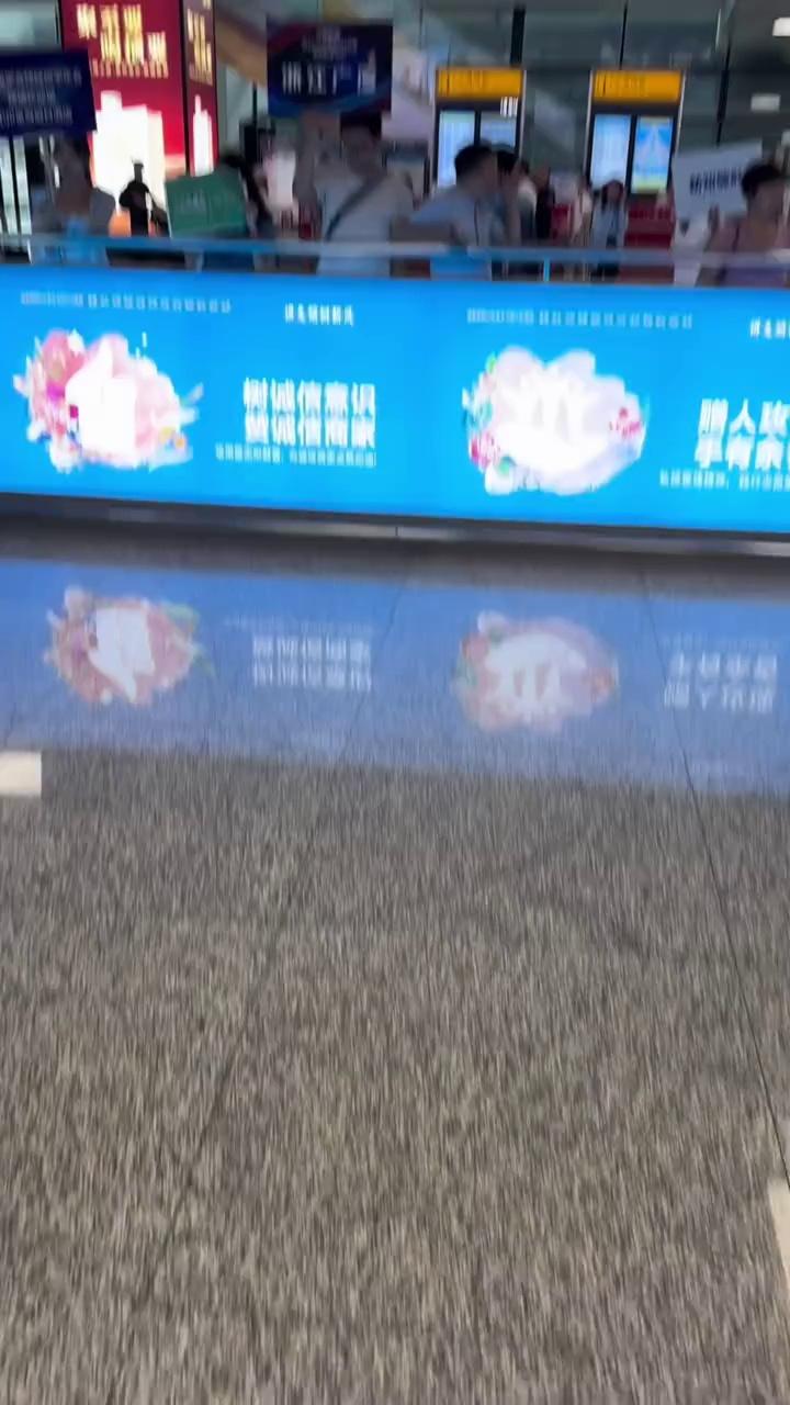 video-poster