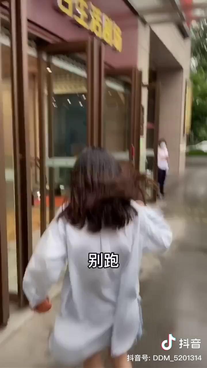 video-poster