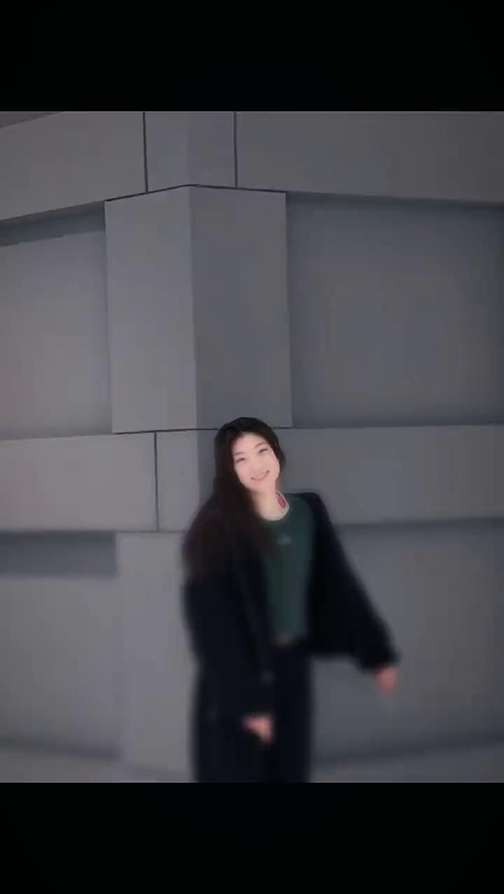 video-poster