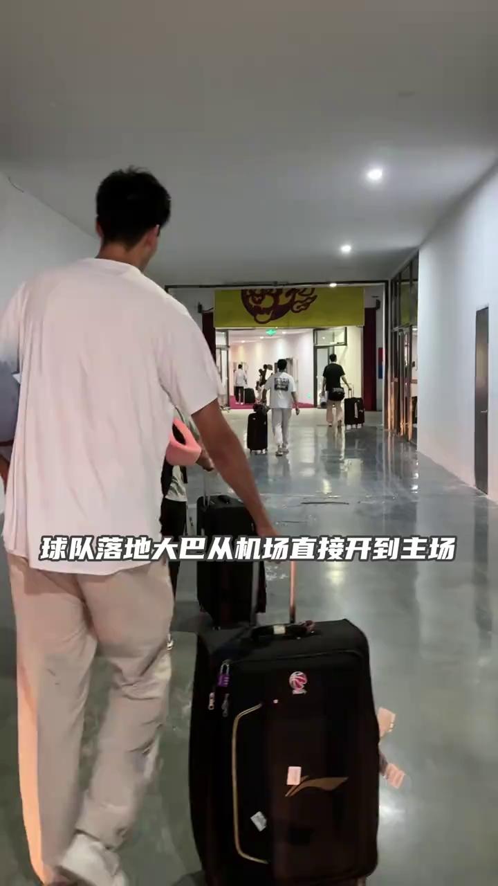 video-poster