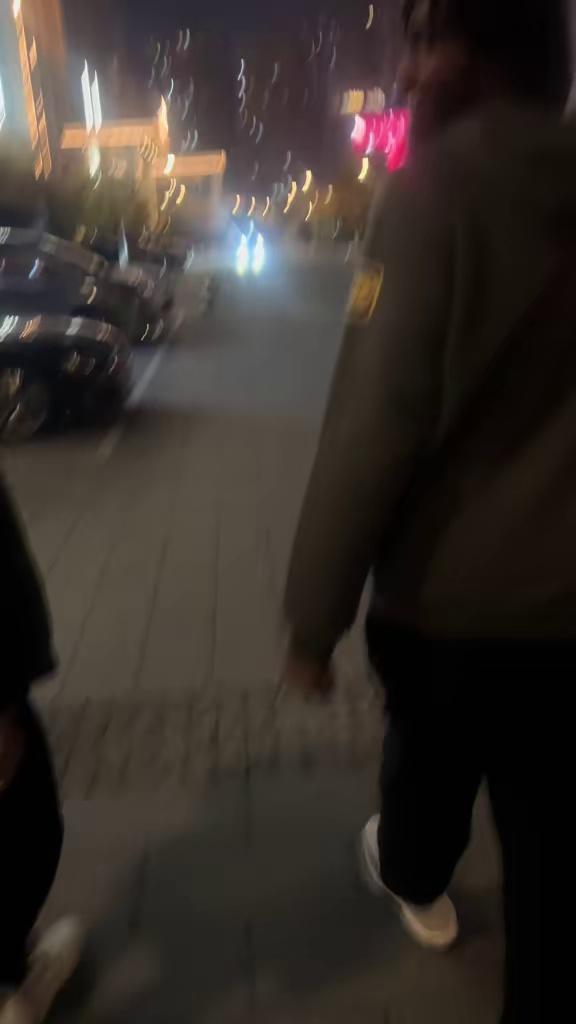 video-poster