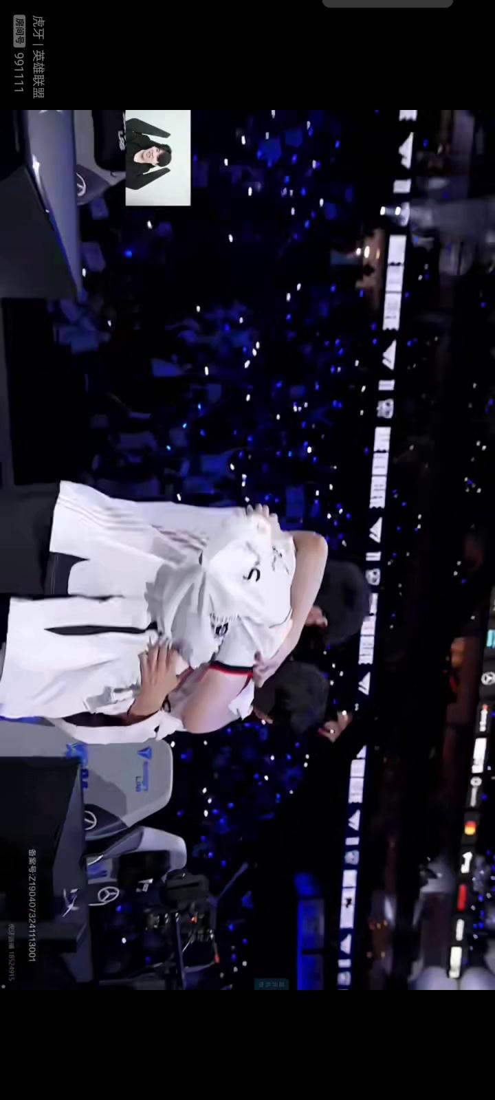 video-poster