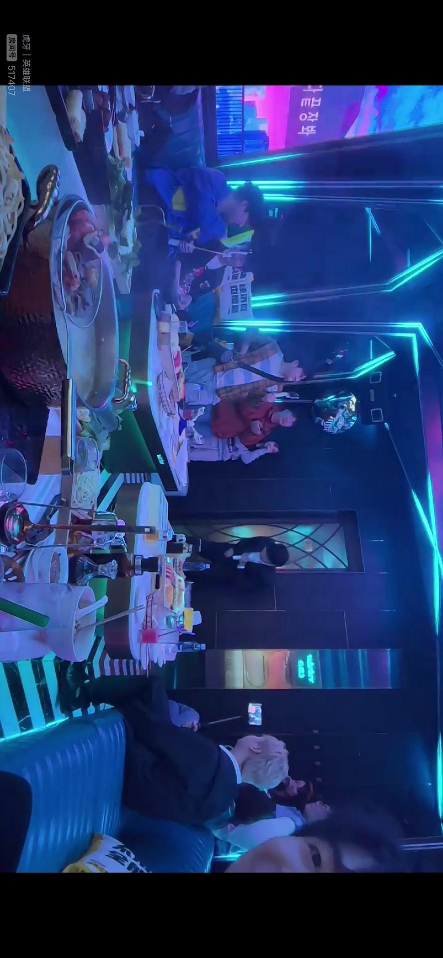 video-poster