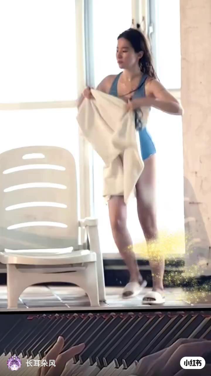 video-poster