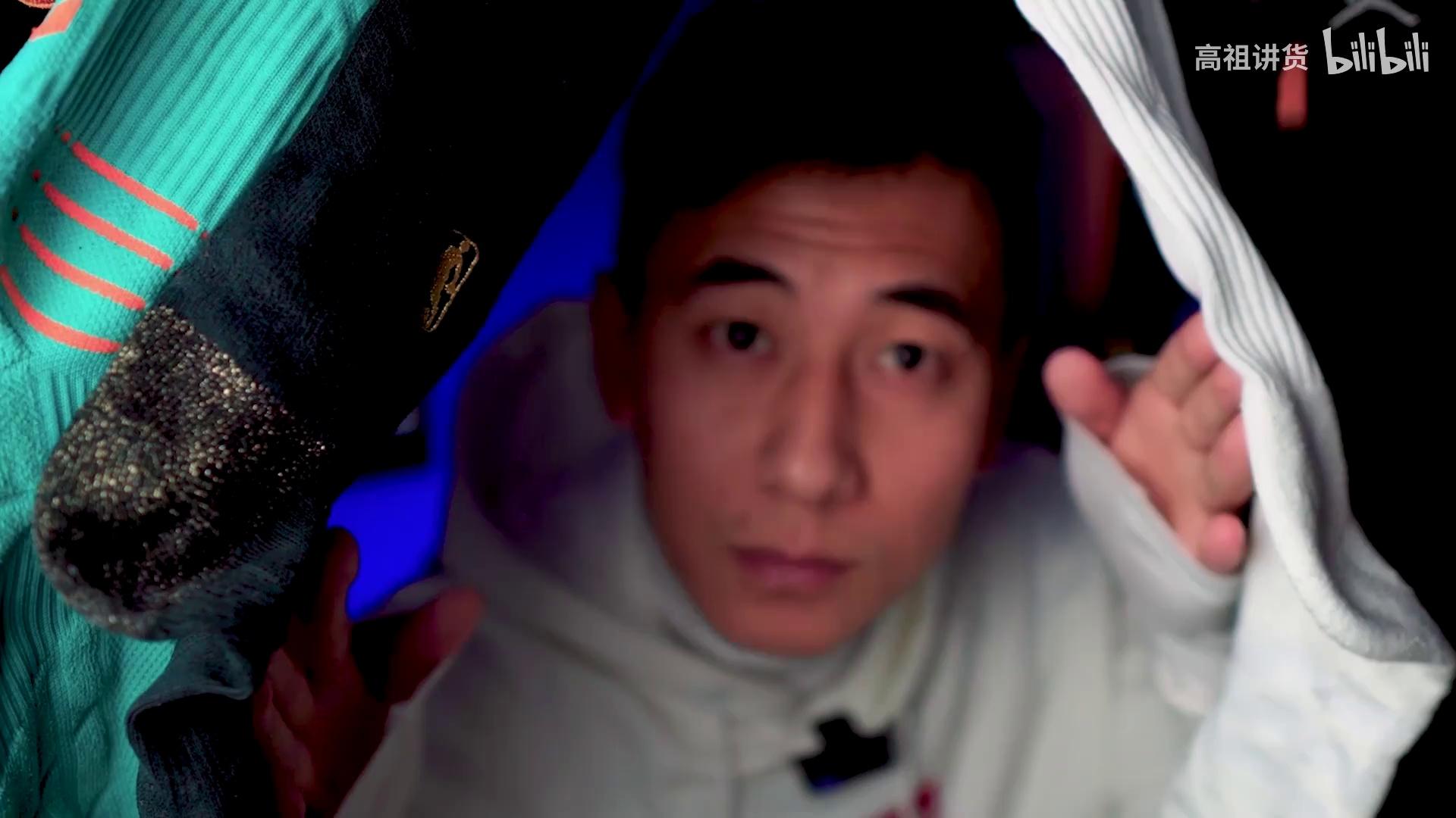 video-poster