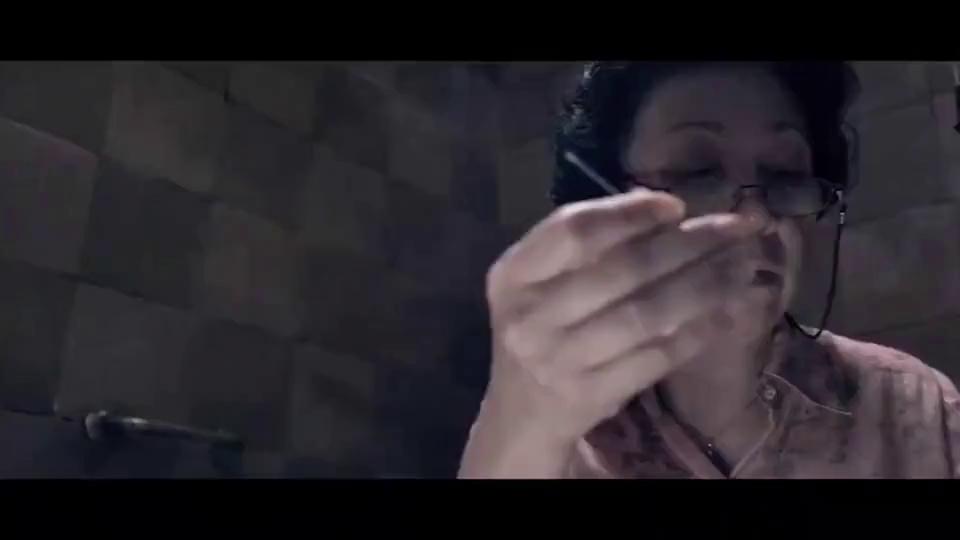 video-poster