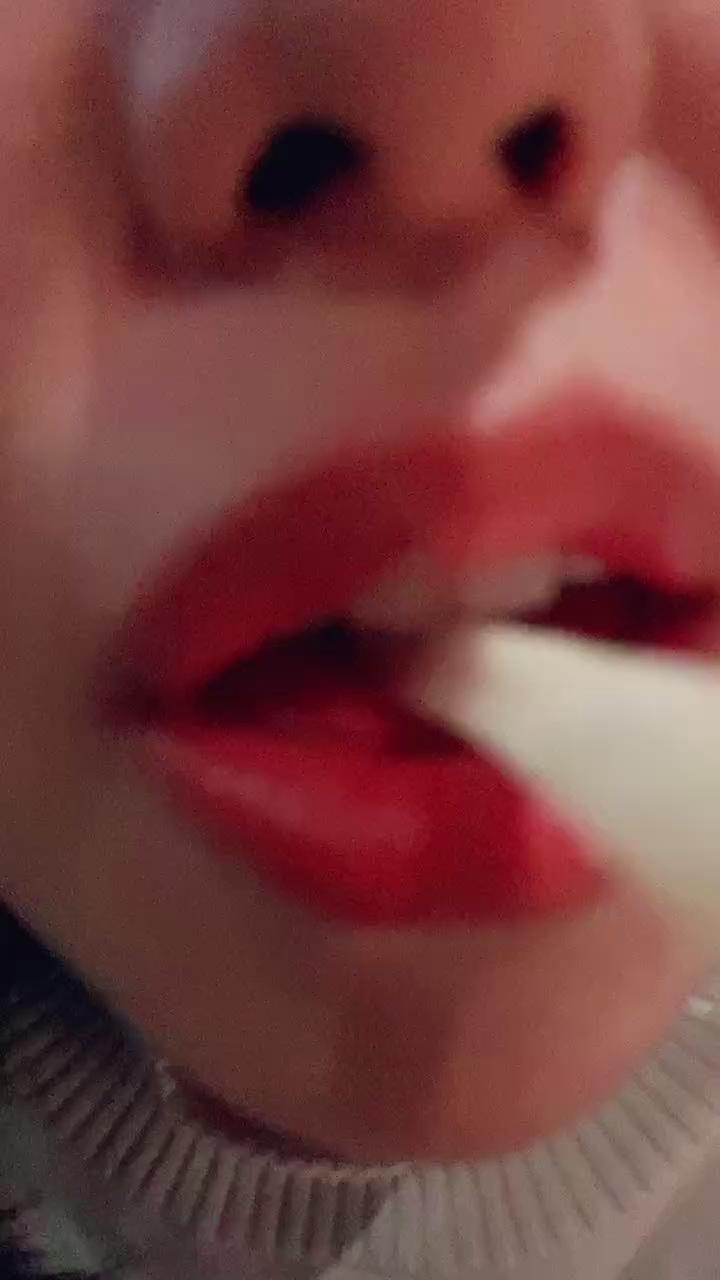 video-poster