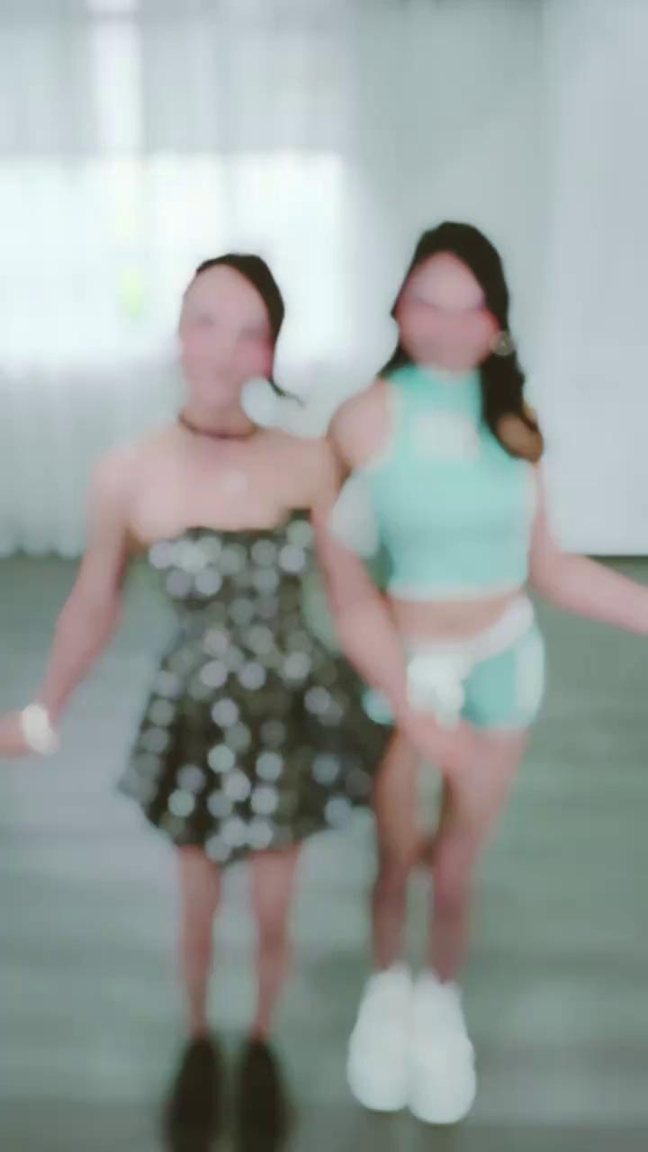 video-poster