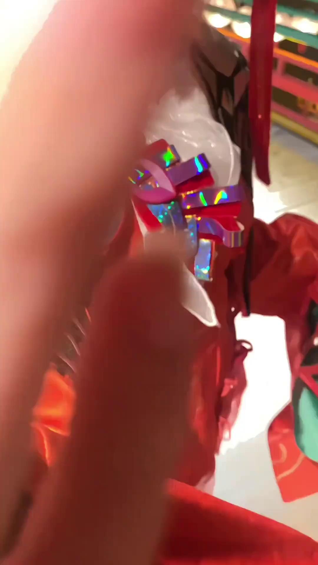 video-poster