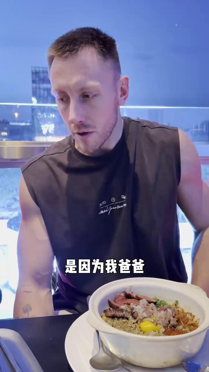 video-poster