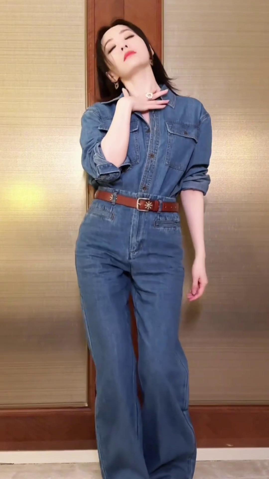 video-poster