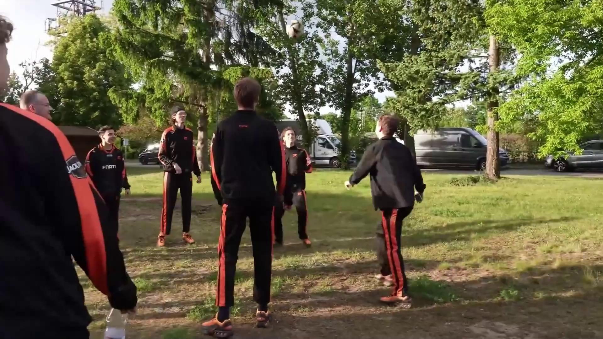 video-poster