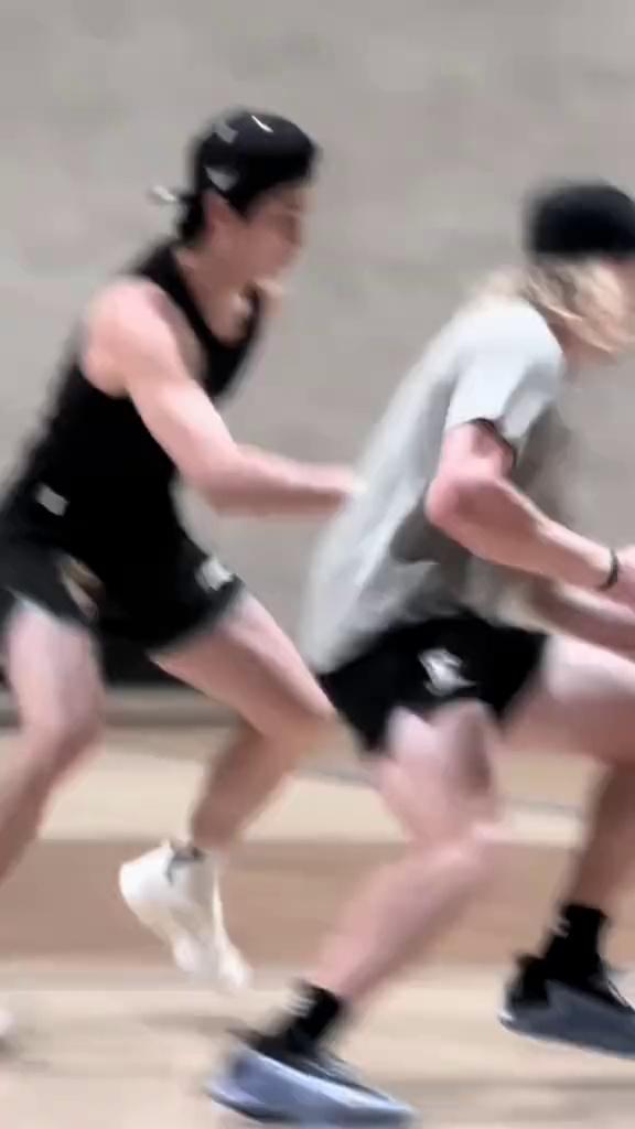 video-poster