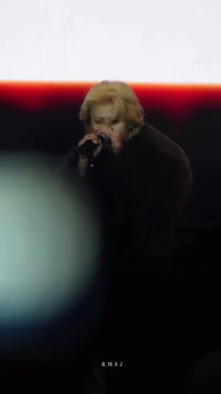 video-poster