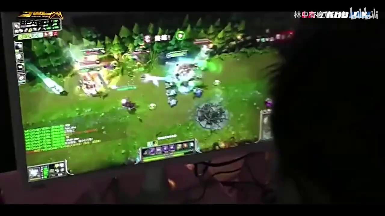 video-poster