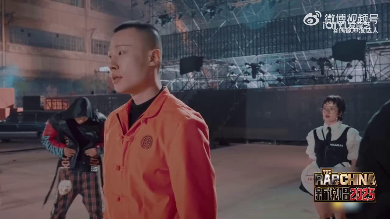 video-poster