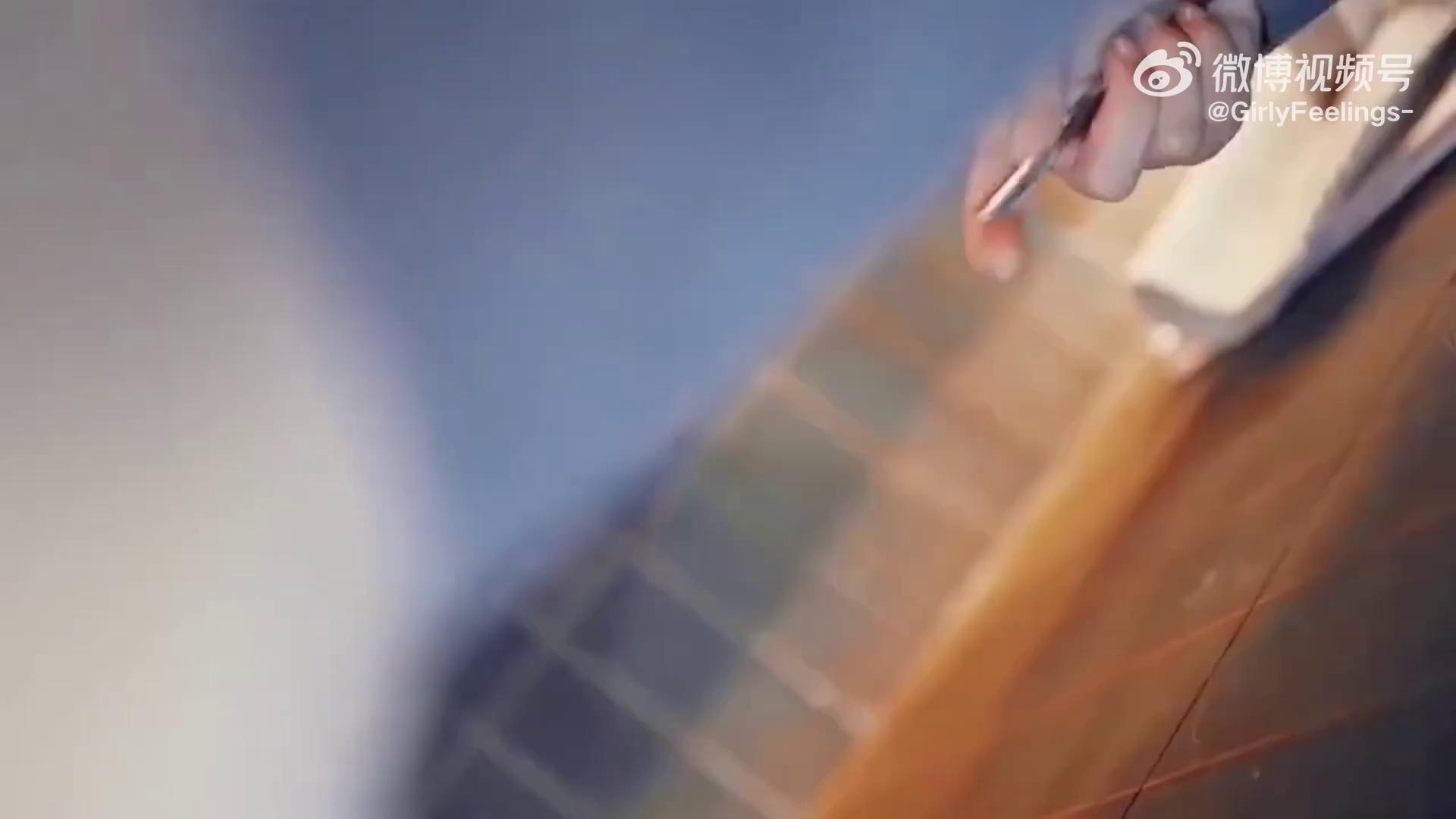 video-poster